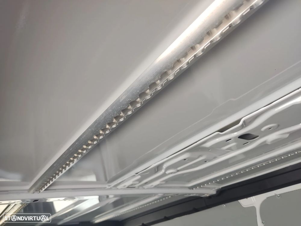 Opel VIVARO -E CARGO LONGA XL - 9