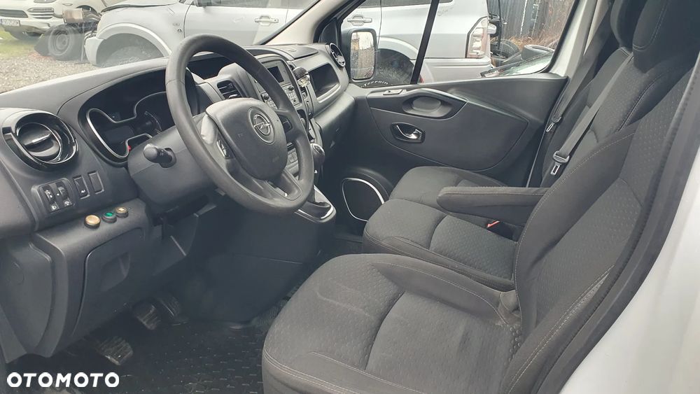 Opel VIVARO - 10