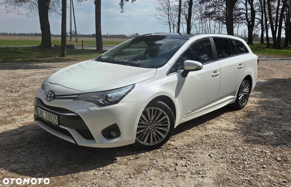 Toyota Avensis 1.8 Comfort - 3