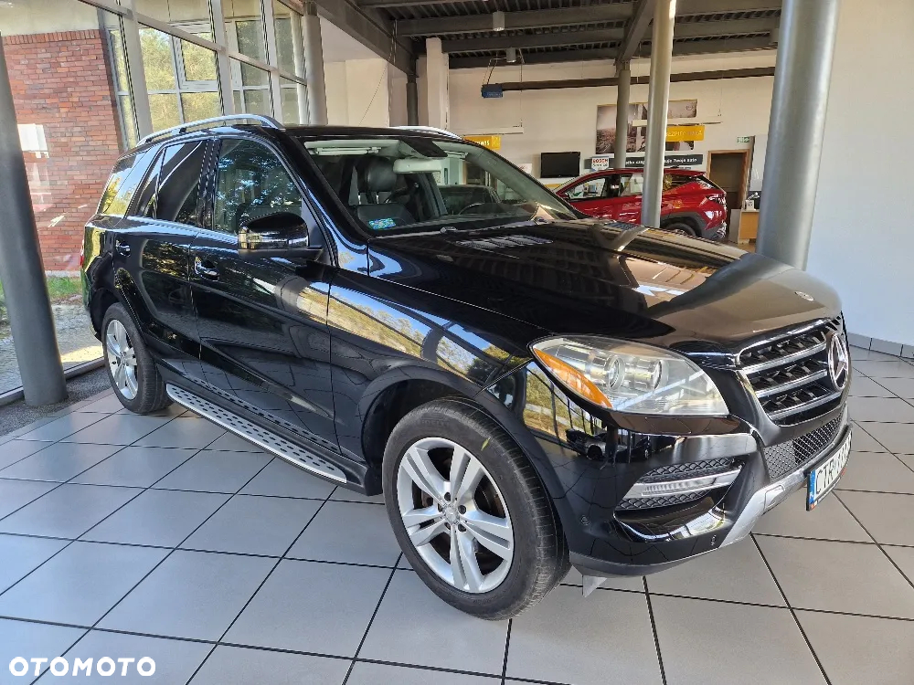 Mercedes-Benz ML 350 BlueTec 4-Matic - 6