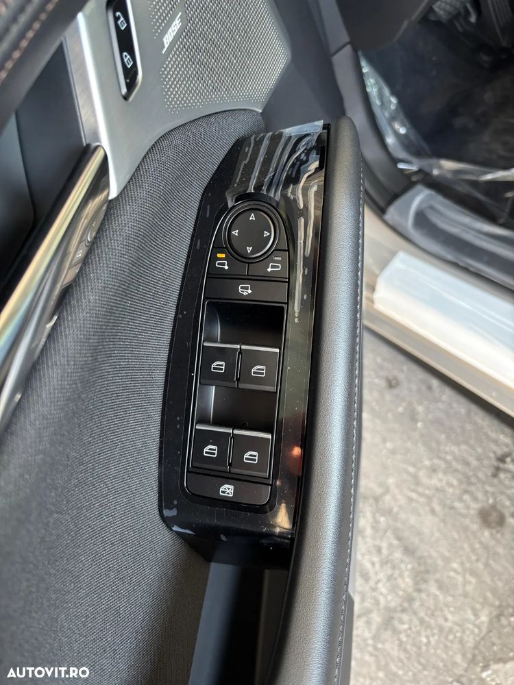 Mazda 3 e-Skyactiv X186 AT MHEV Exclusive-Line - 9