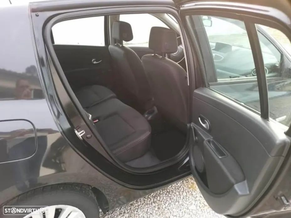 Renault Clio 1.2 16V Dynamique - 2