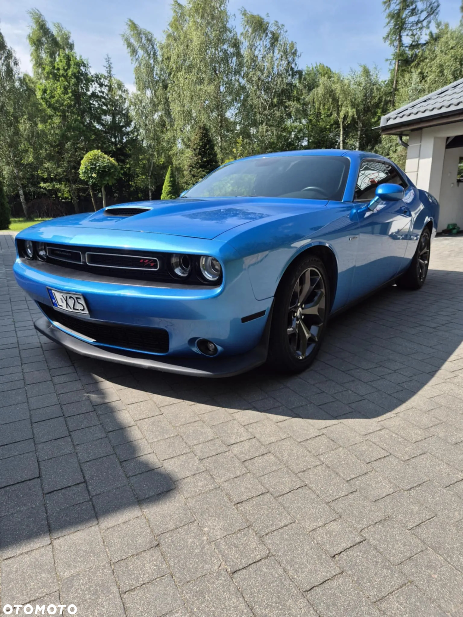 Dodge Challenger - 2