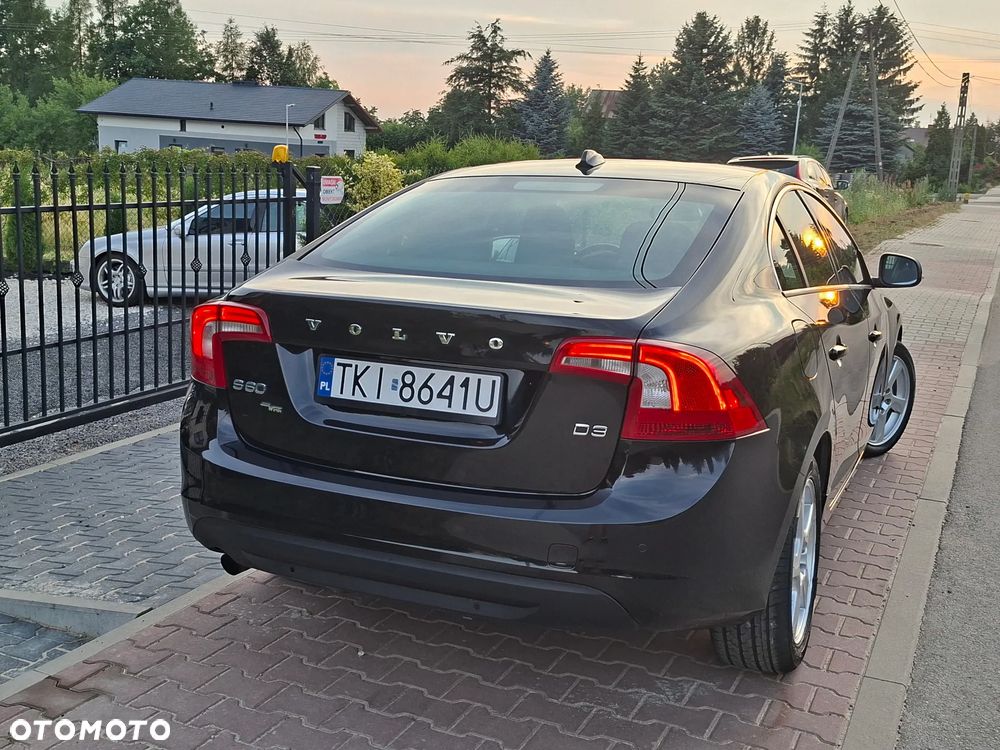 Volvo S60 D3 Momentum - 8
