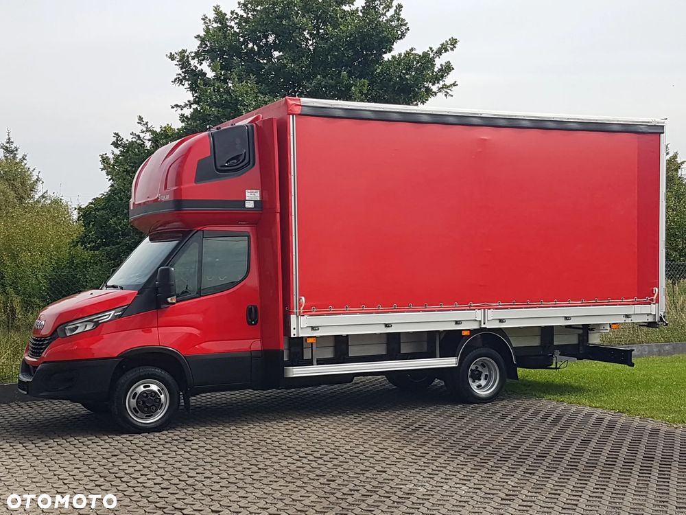 Iveco 50C18 DAILY 12EP PLANDEKA FIRANKA 5,11x2,45x2,35 SPANIE 3500 KG SKRZYNIA ŁADUNKOWA PAKA KLIMATRONIK TEMPOMAT OGRZEWANIE POSTOJOWE - 2