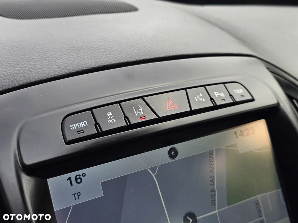 Opel Insignia 2.0 CDTI Cosmo 4x4 S&S - 33