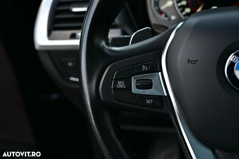 BMW X4 xDrive30i AT xLine - 31