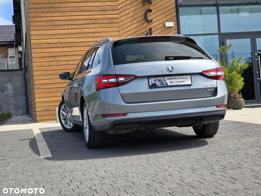 Skoda Superb 2.0 TDI 4x4 Style - 14
