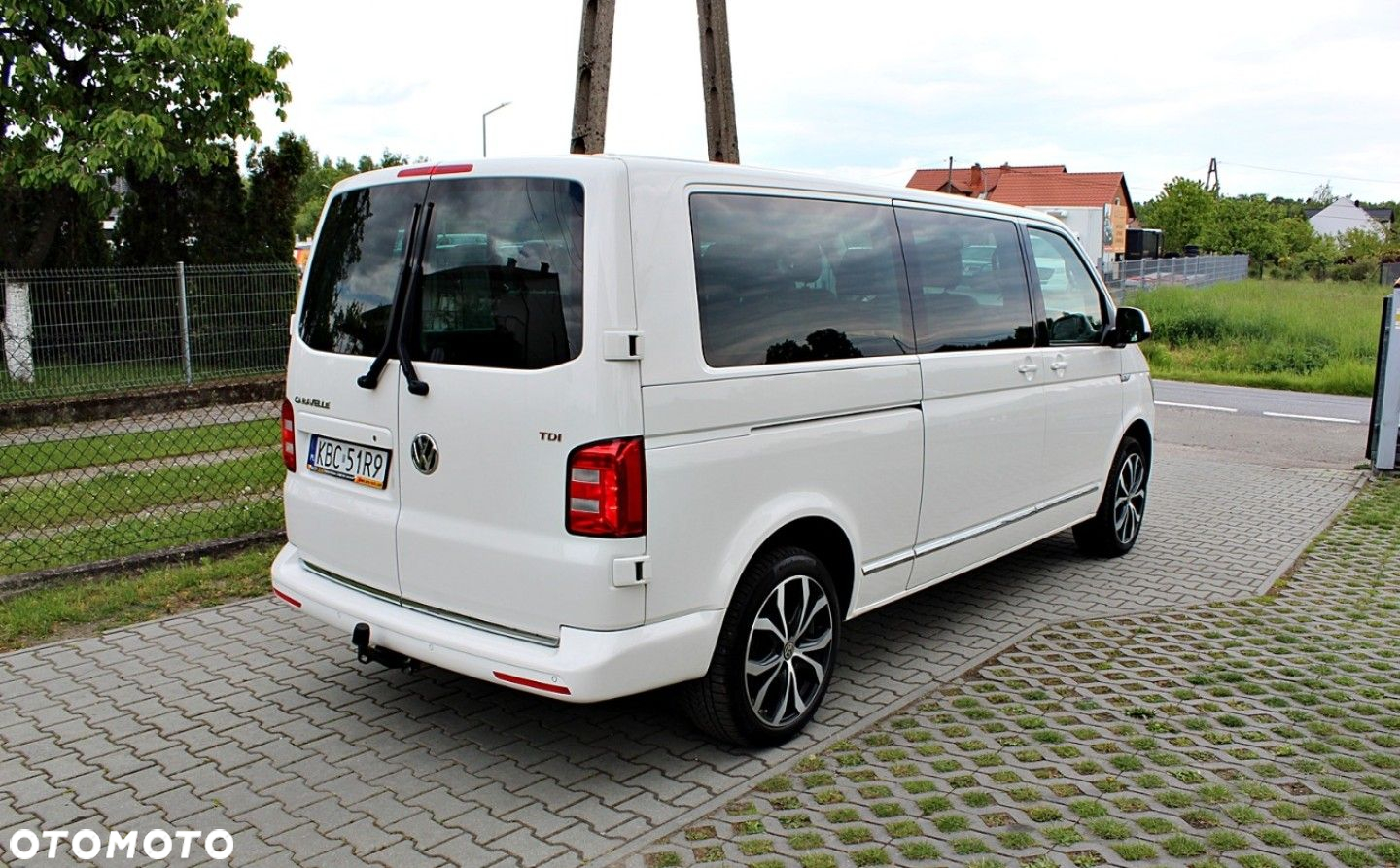 Volkswagen Caravelle - 5