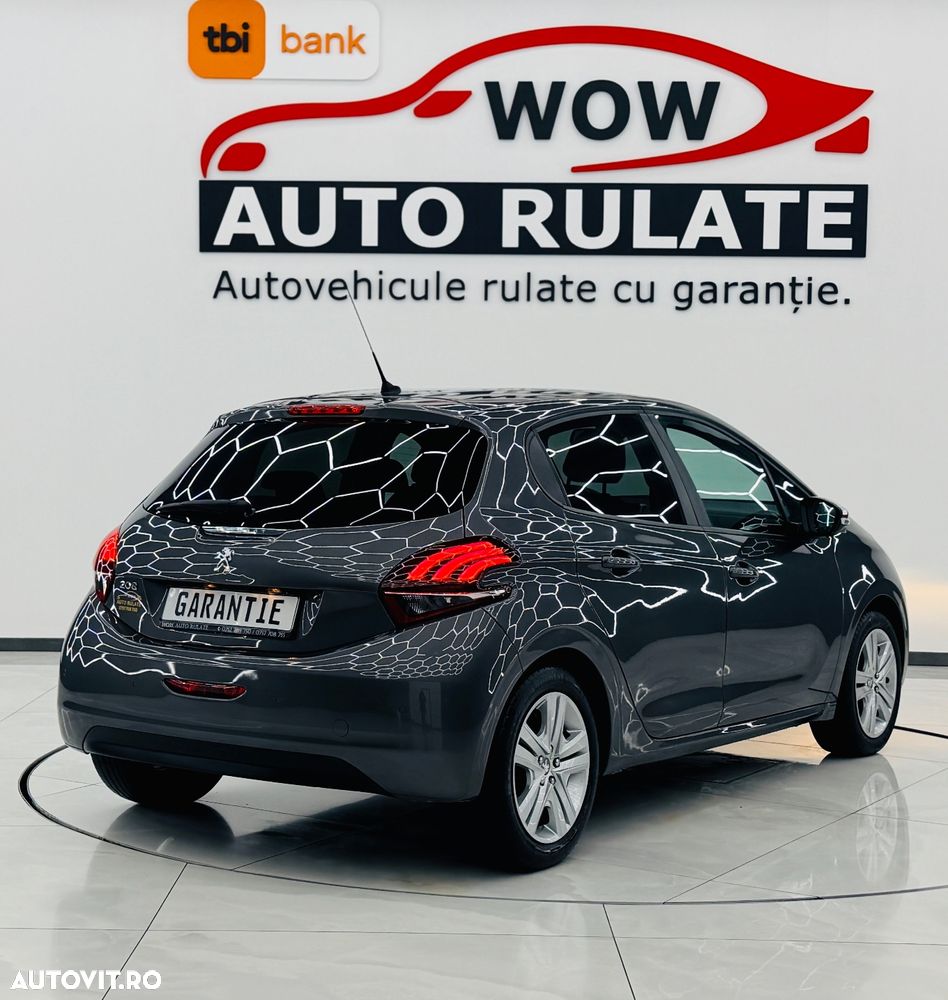 Peugeot 208 PureTech 82 Style - 4