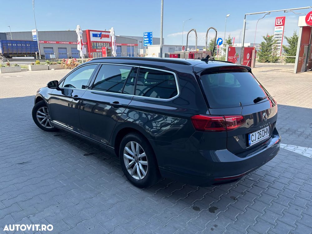 Volkswagen Passat 2.0 TDI DSG Comfortline - 1