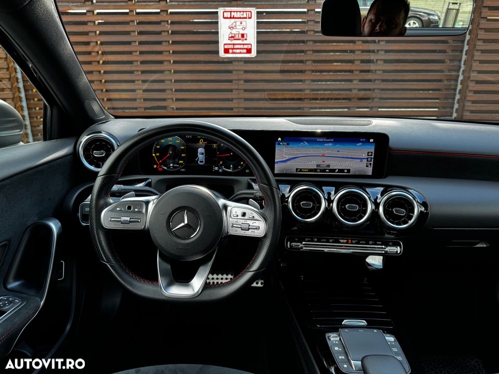 Mercedes-Benz A 180 d Sedan 8G-DCT Lim. AMG Line Advanced Plus - 21