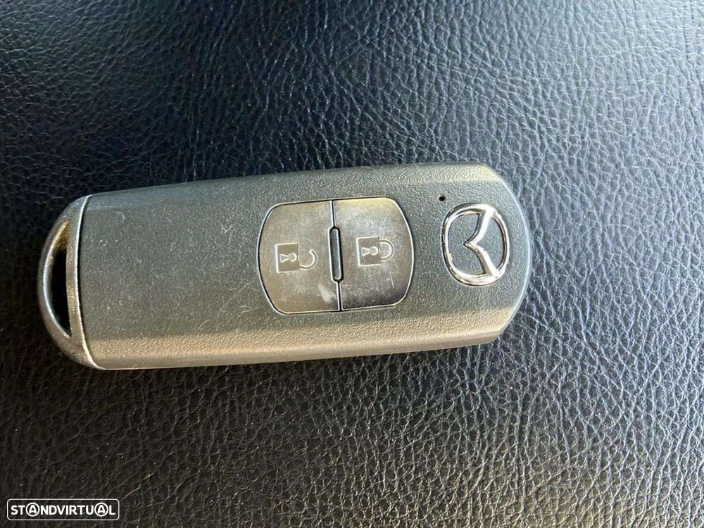 Mazda 3 1.5 Sky-D Excellence Navi - 17