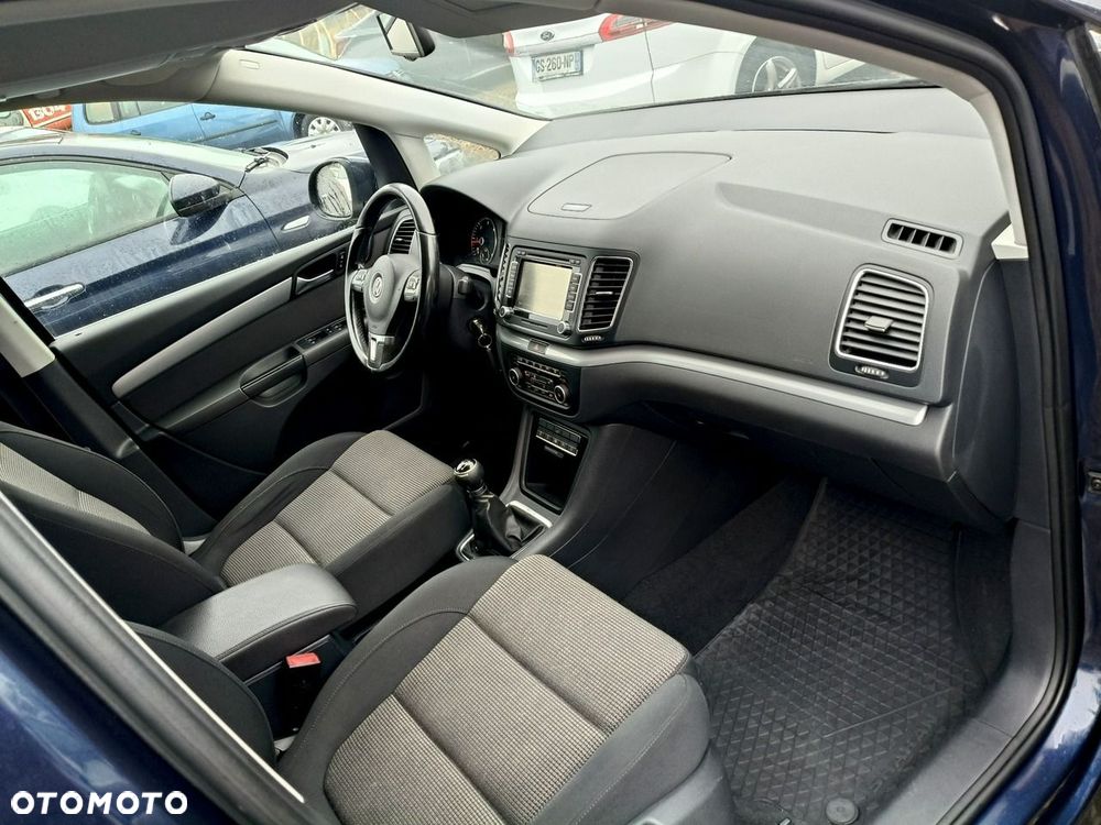Volkswagen Sharan - 13