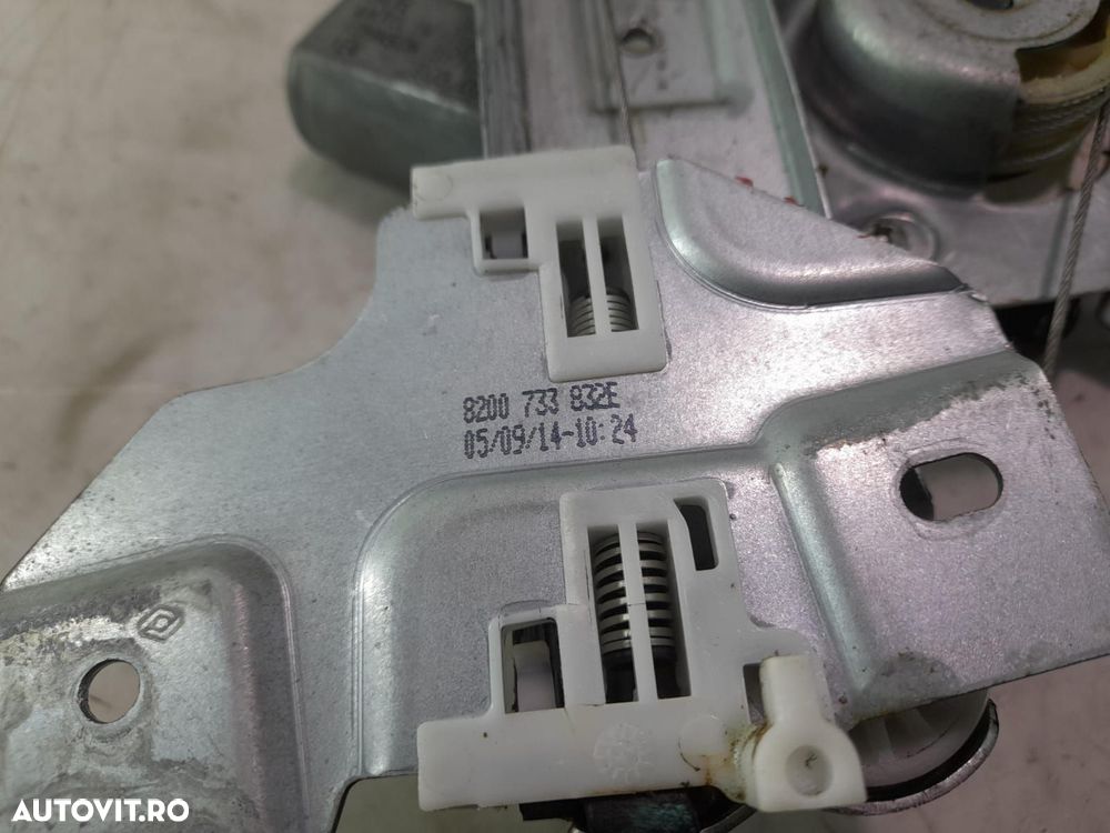 Macara geam dreapta spate 8200733832E Dacia Duster 1 [facelift] [2013 - 2