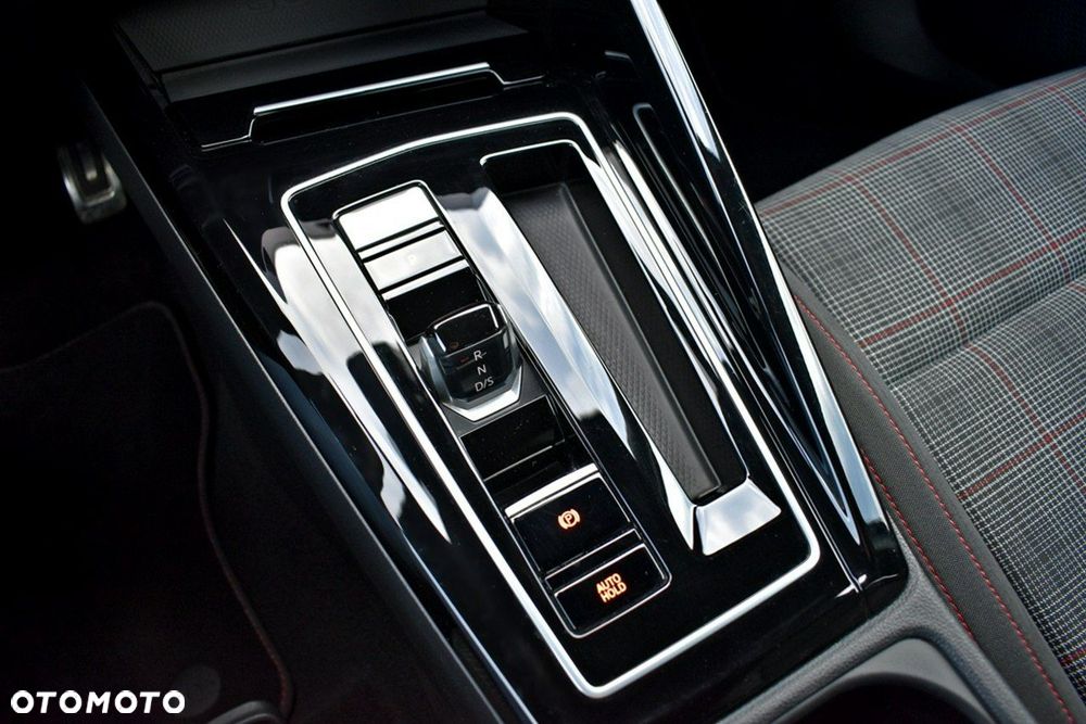 Volkswagen Golf 2.0 TSI GTI DSG - 28