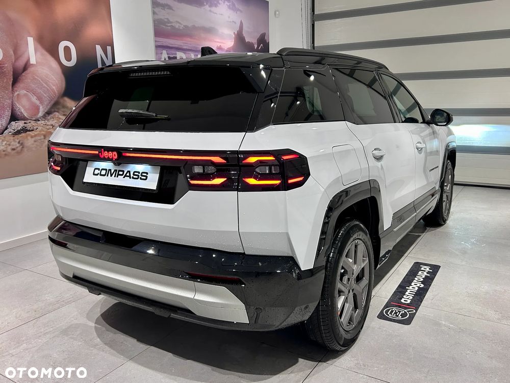 Jeep Compass ver-1-2-t3-mhev-first-edition-fwd-dct - 8