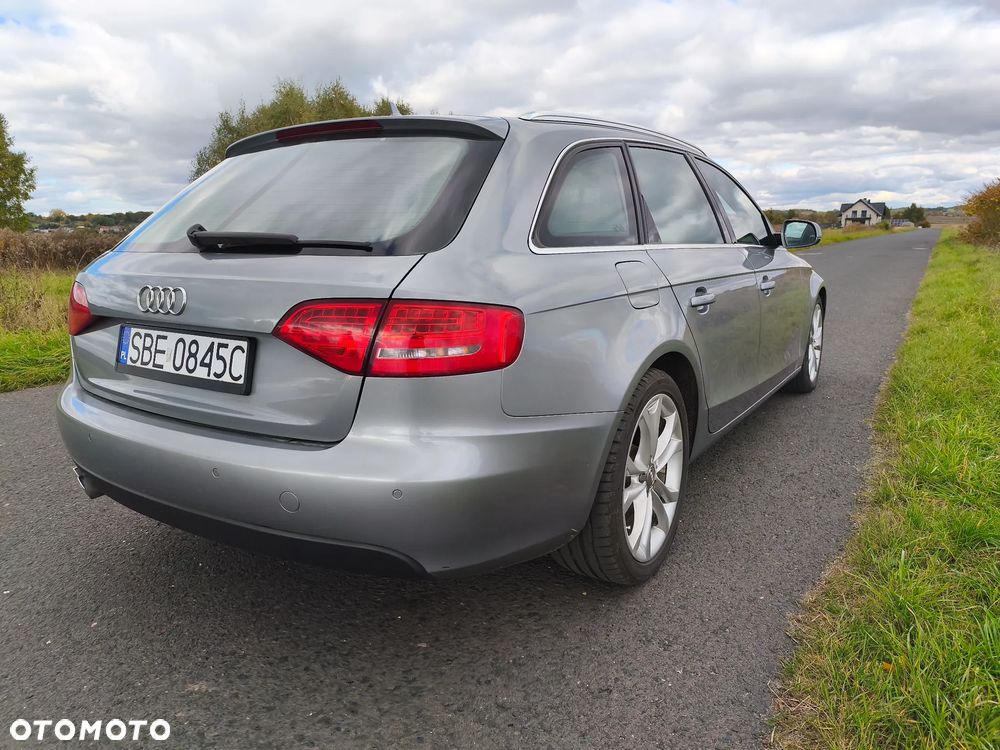 Audi A4 Avant 2.0 TDI DPF Ambiente - 4