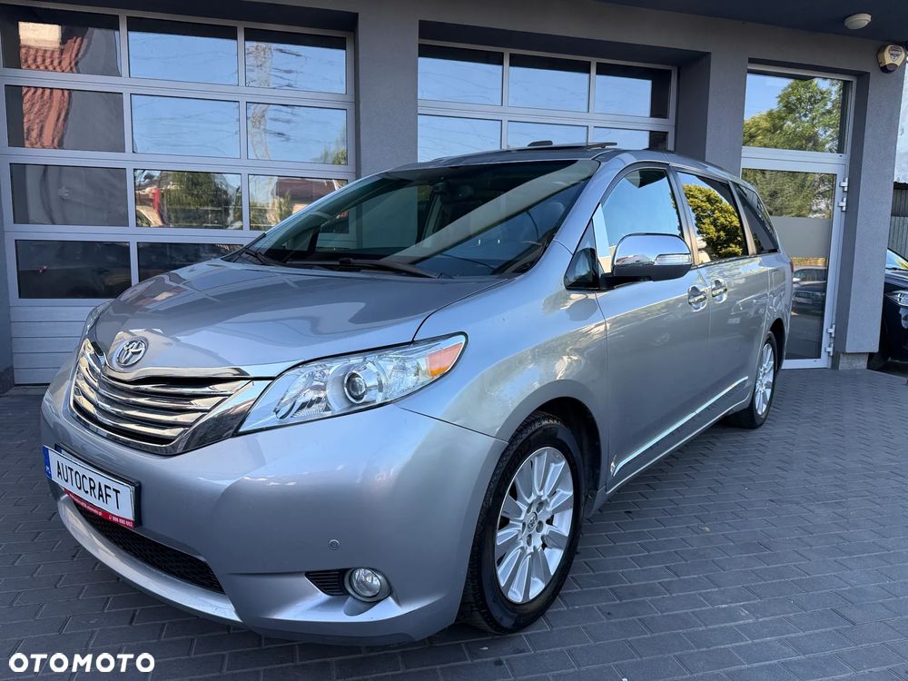 Toyota Sienna 3.5 LE AWD - 30