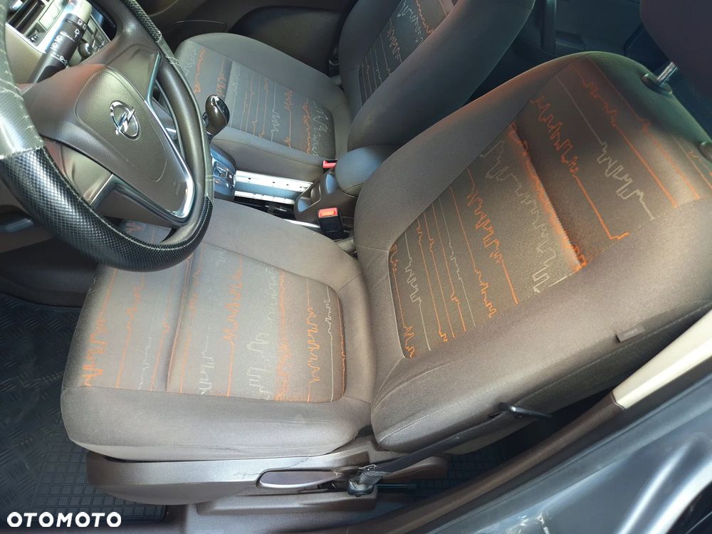 Opel Meriva - 17