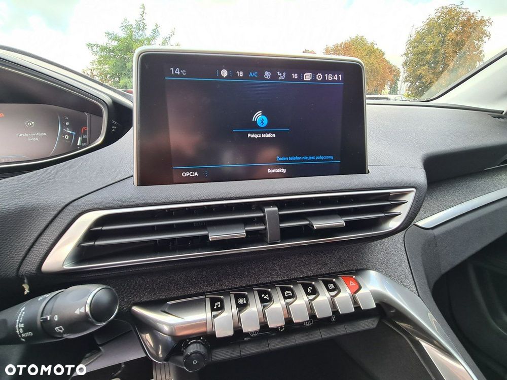 Peugeot 3008 1.2 PureTech Allure S&S EAT6 - 18