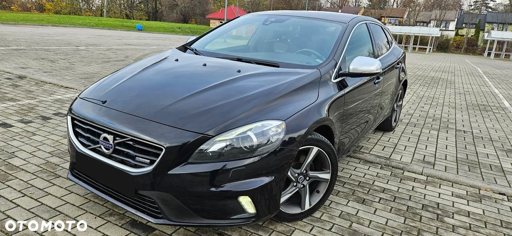 Volvo V40 T3 R-Design Summum - 1