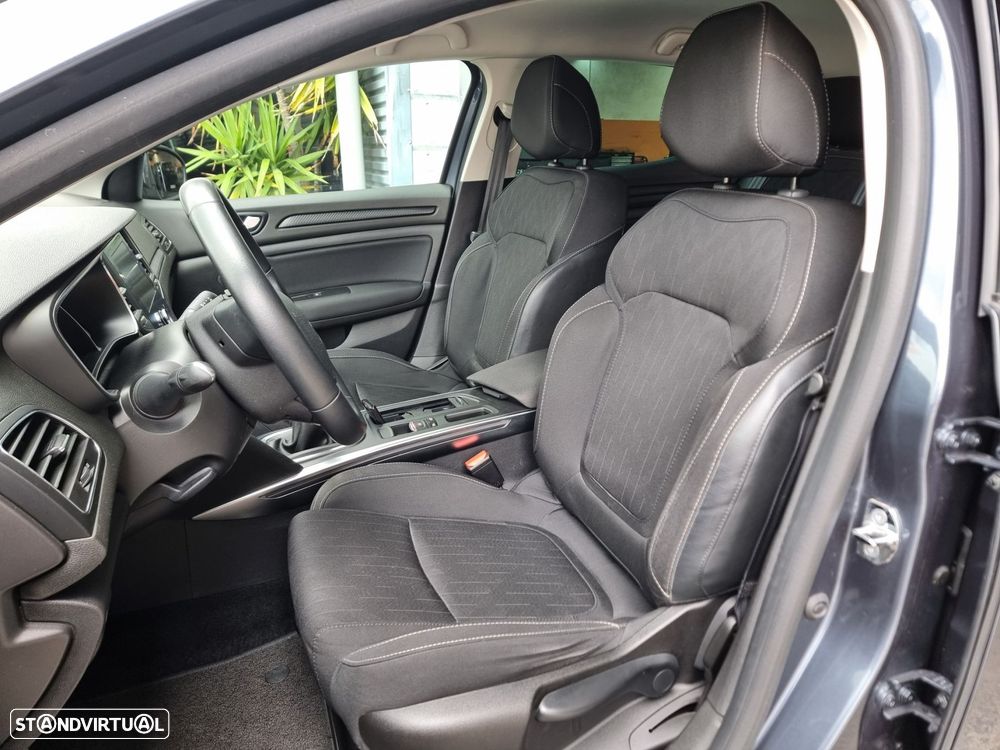 Renault Mégane 1.5 Blue dCi Limited - 3