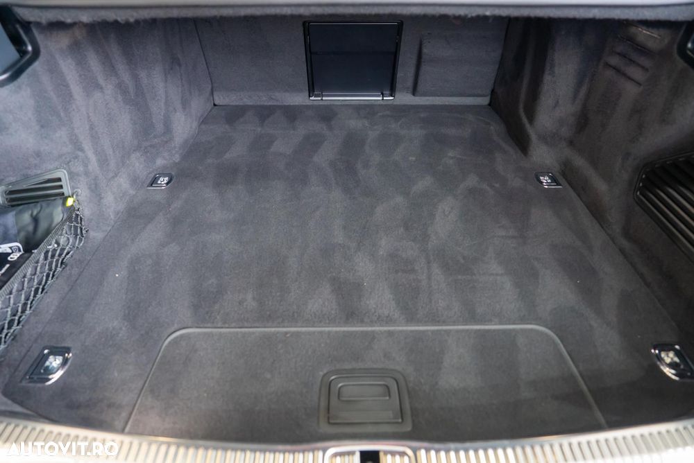 Audi A8 - 13