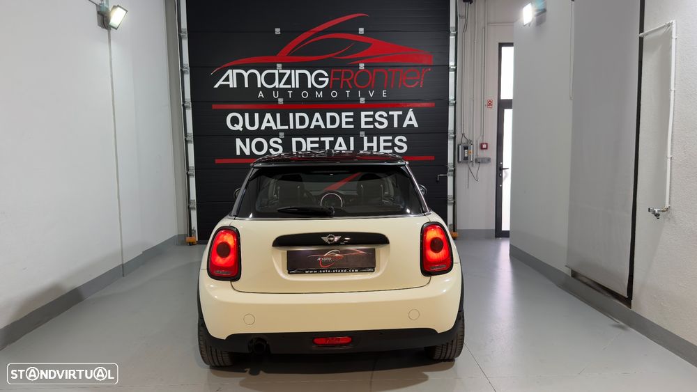 MINI 3 Portas One - 8