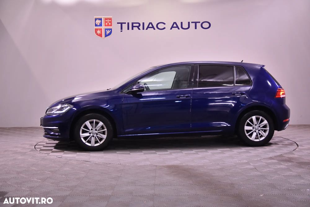 Volkswagen Golf - 2