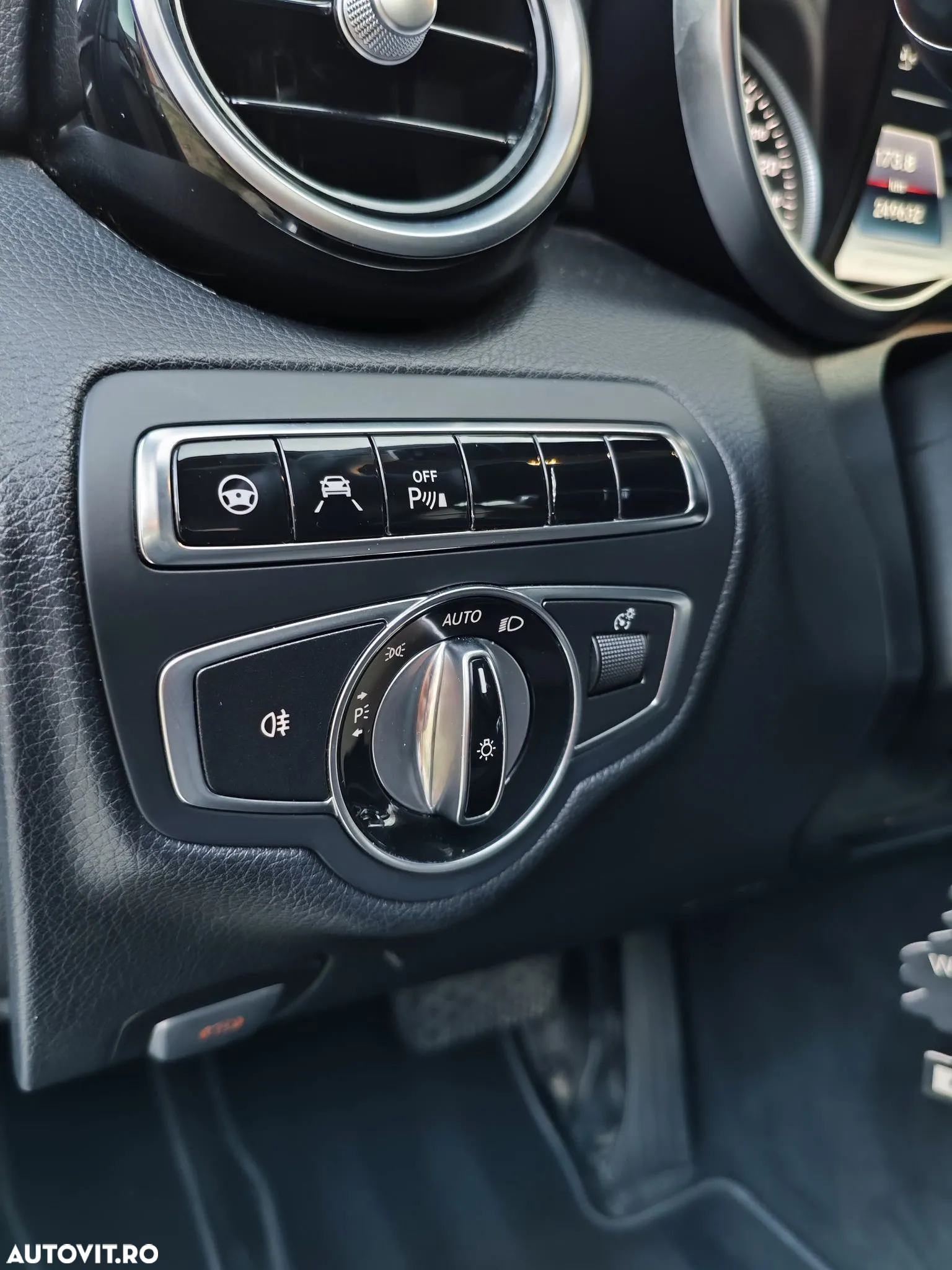 Mercedes-Benz C 220 (BlueTEC) d 7G-TRONIC - 4