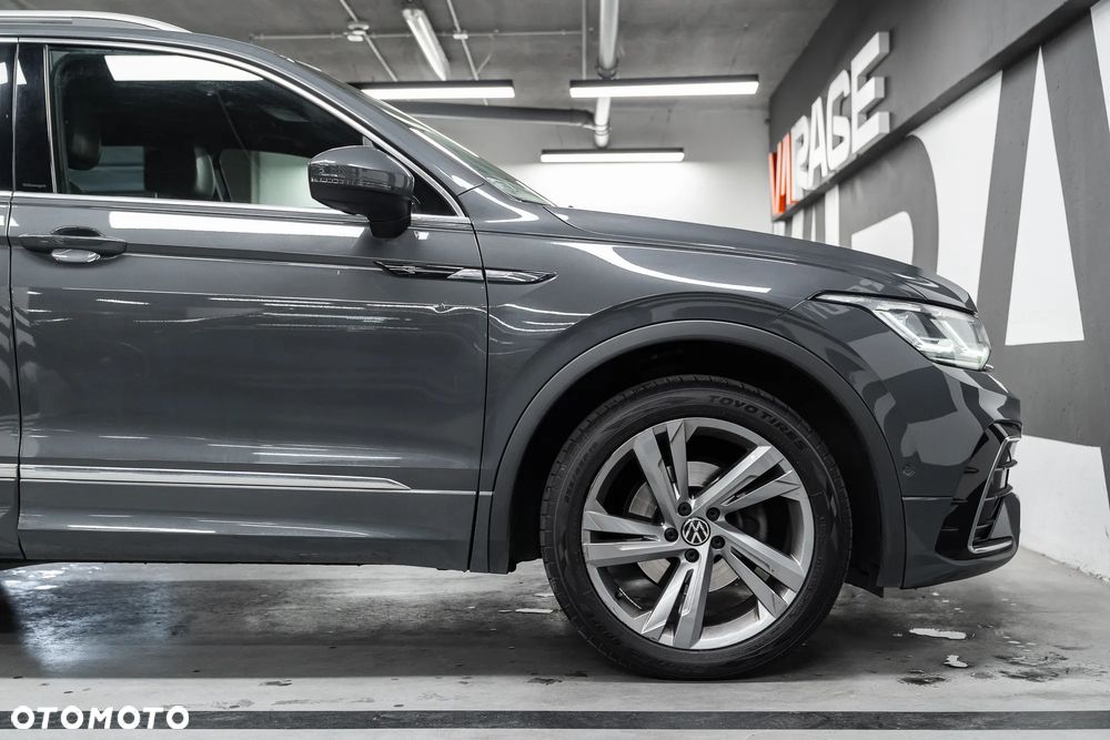 Volkswagen Tiguan 2.0 TDI SCR 4Mot R-Line DSG - 11