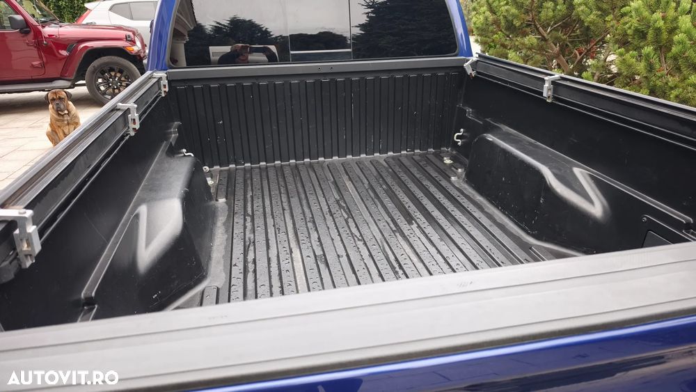 Toyota Tacoma - 11