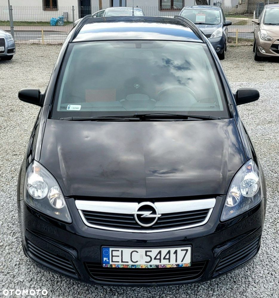 Opel Zafira 1.9 CDTI Essentia - 32