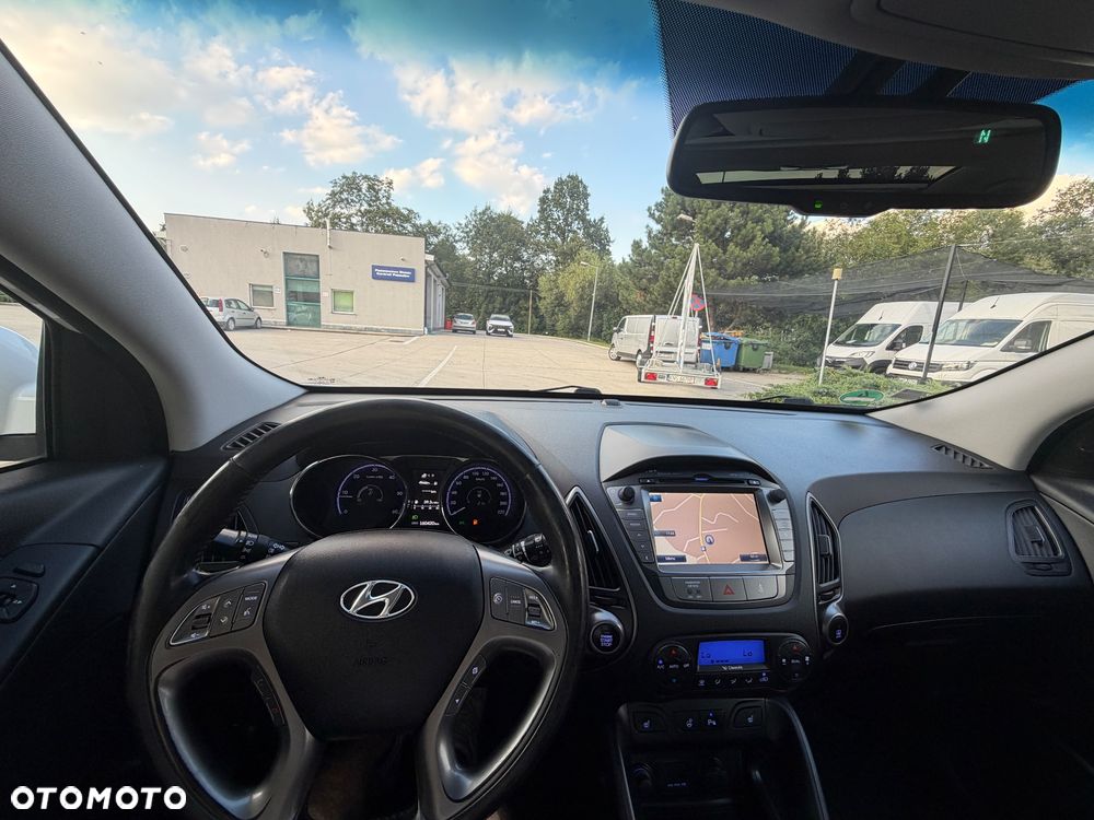 Hyundai ix35 2.0 CRDi Premium 4WD - 24