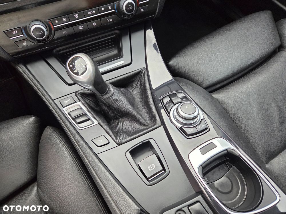 BMW Seria 5 - 28