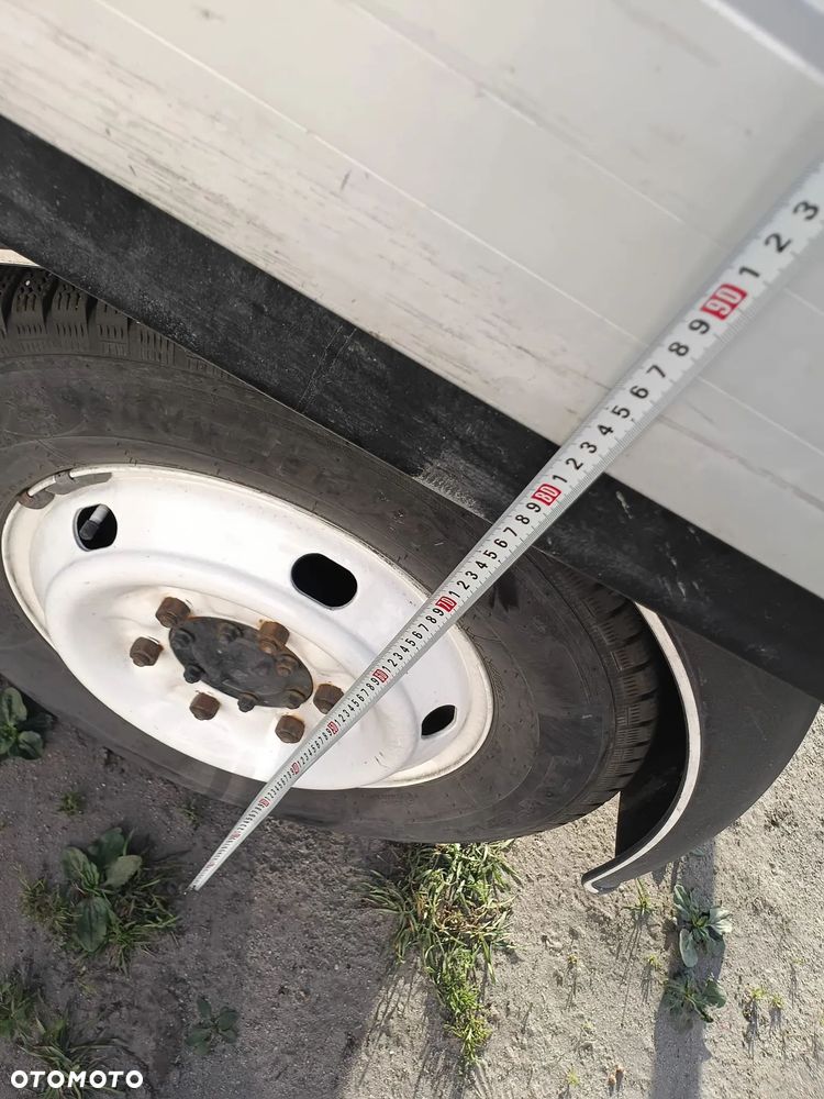 Isuzu R7735 - 12