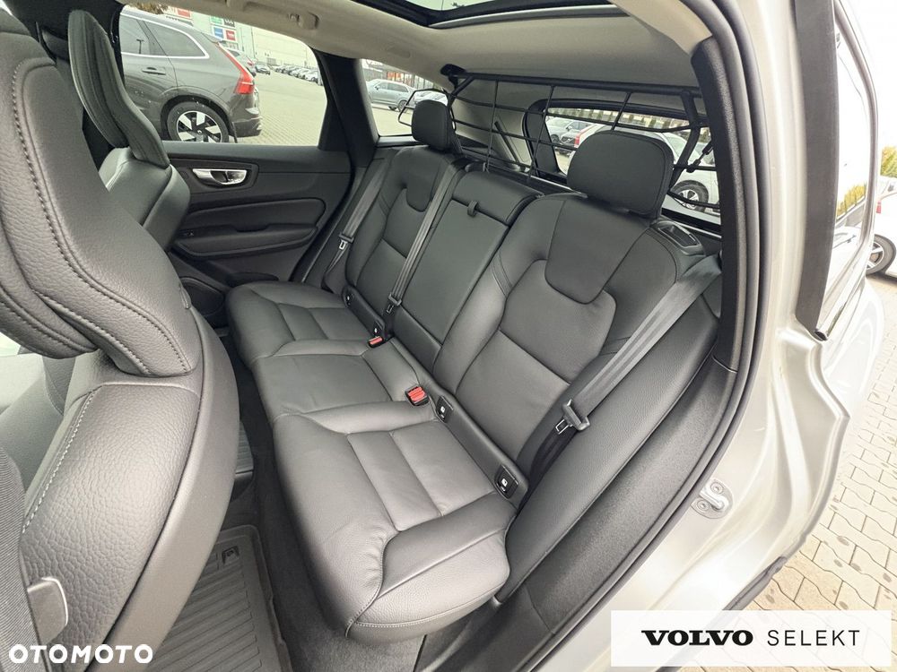 Volvo XC 60 - 32