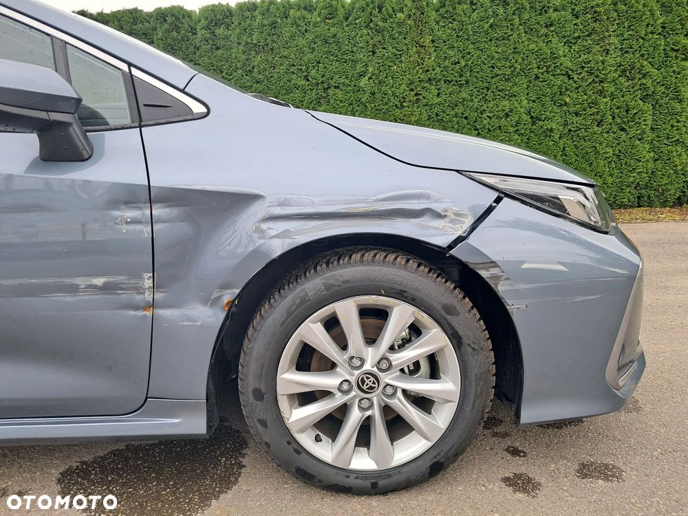 Toyota Corolla - 10