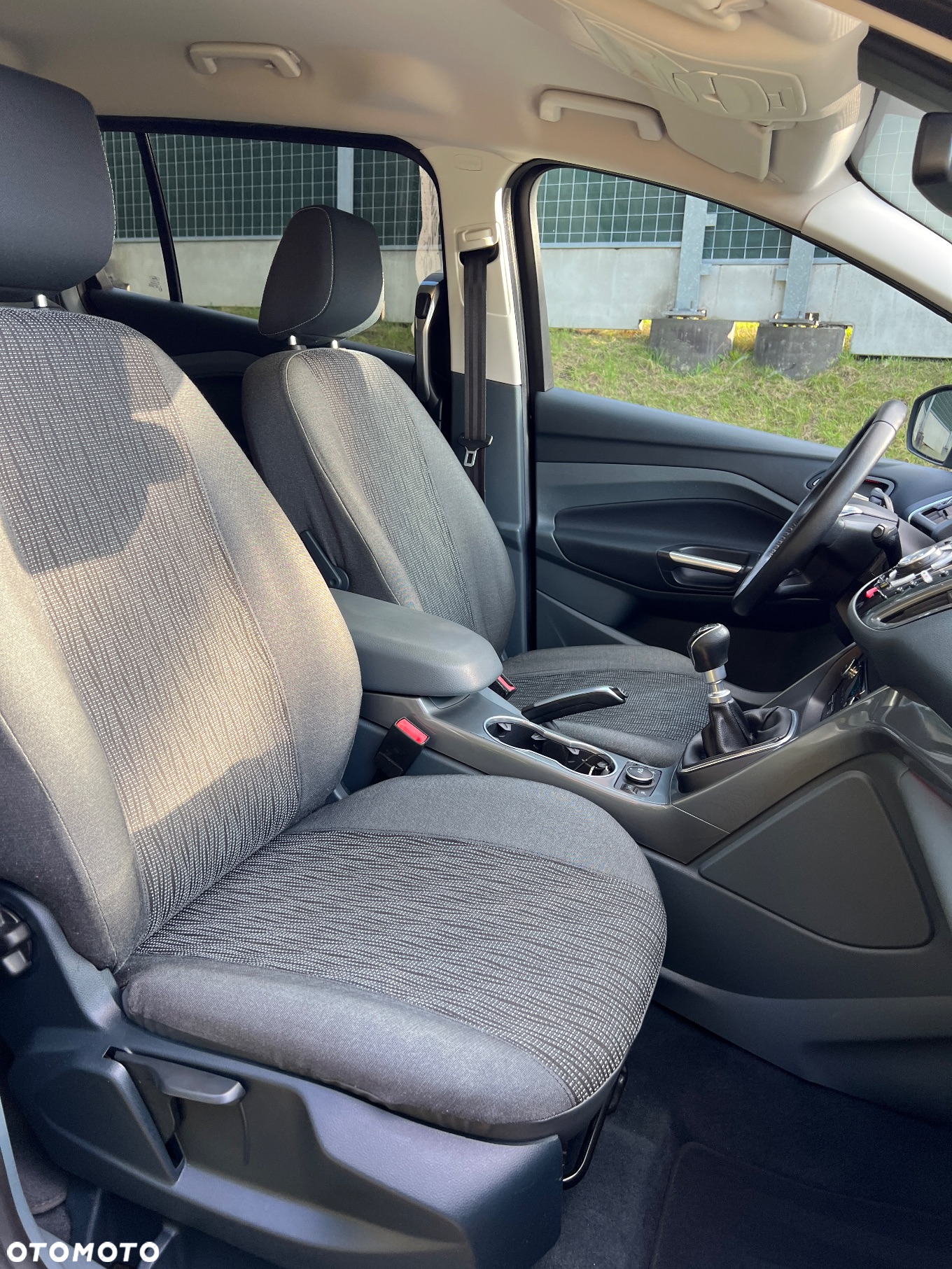 Ford Grand C-MAX 1.6 TDCi Trend - 9