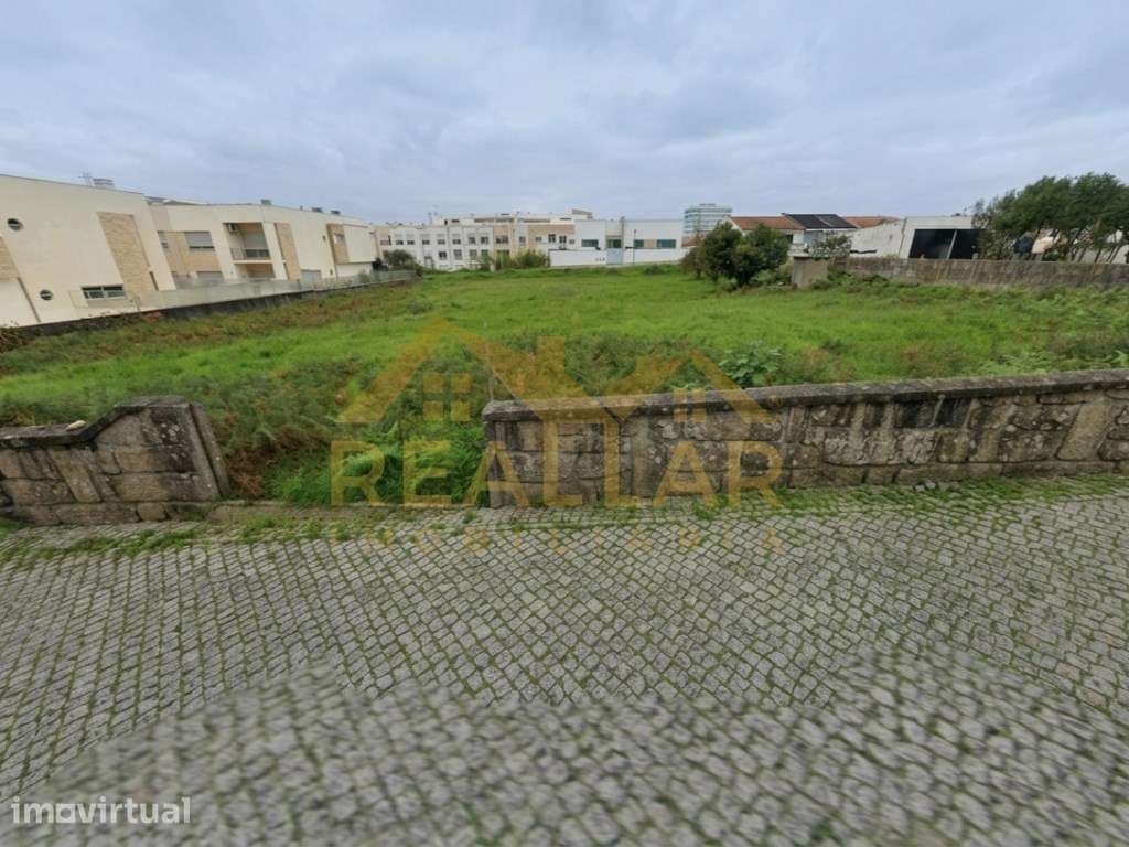 Excelente Terreno Urbano na Maia - 952 m² - Grande imagem: 5/8