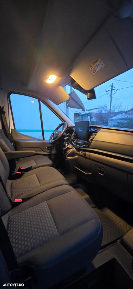 Ford Transit DCIV - 10