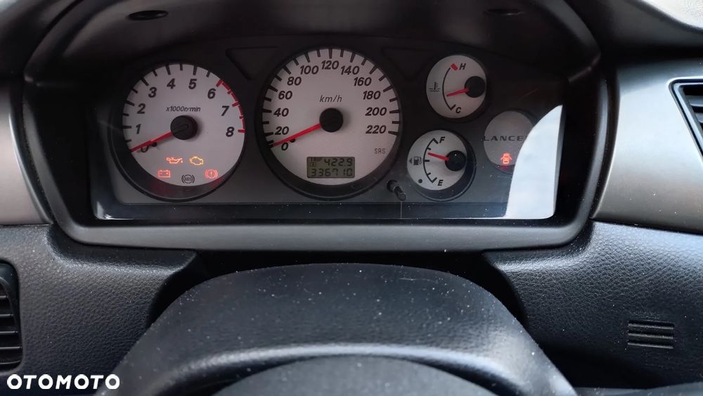 Mitsubishi Lancer 1.6 Comfort - 9