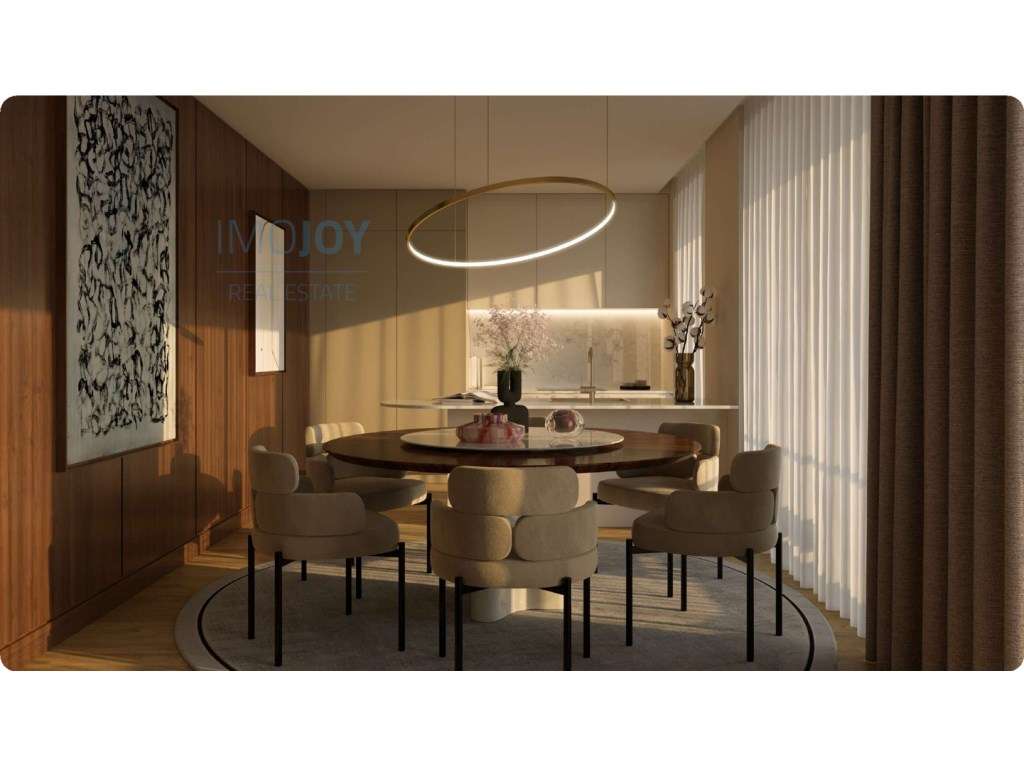 Apartamento T3 com Jardim de 200m2 no Porto - Grande imagem: 2/11