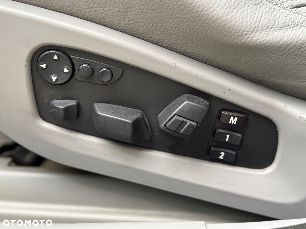 BMW Seria 5 520i Edition Exclusive - 26