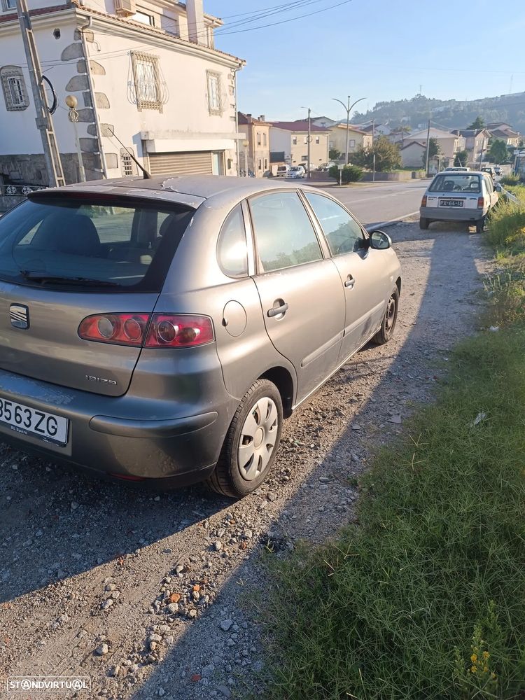 SEAT Ibiza - 4