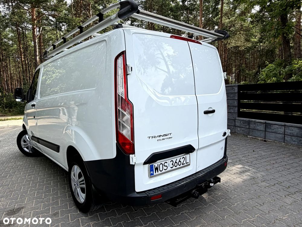 Ford TRANSIT CUSTOM - 13