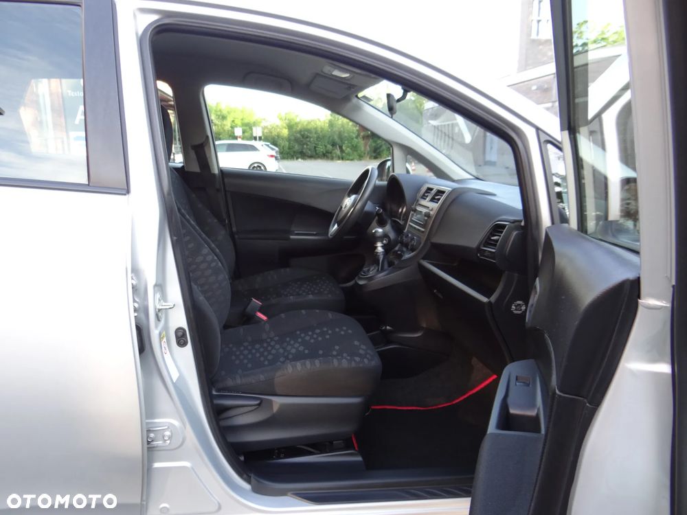 Toyota Verso S 1.33 VVT-i Club - 21