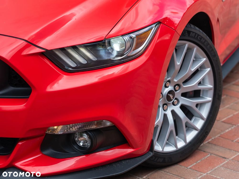 Ford Mustang 5.0 V8 GT - 29