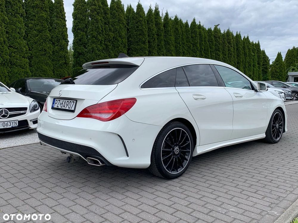 Mercedes-Benz CLA 180 7G-DCT AMG Line - 4